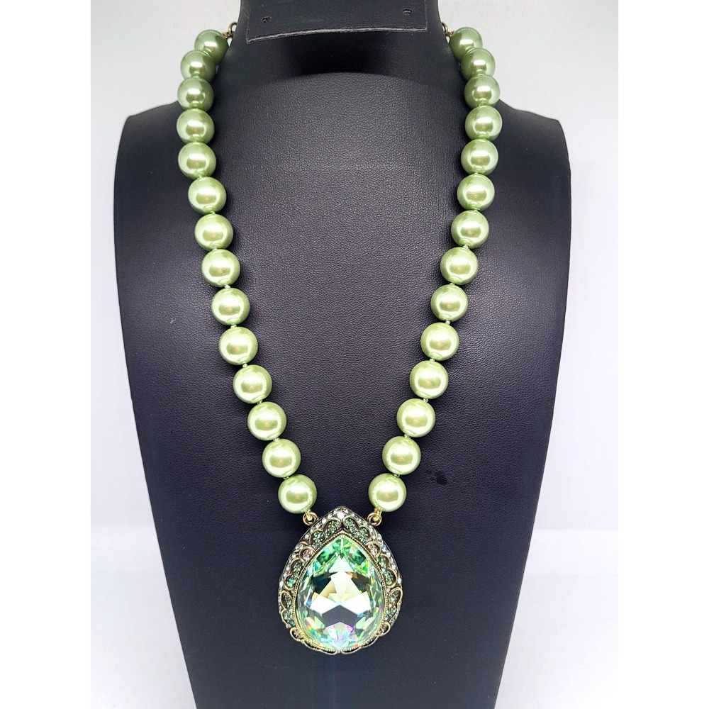 Heidi Daus Necklace Rare Sage Green Pear Crystal Pendant Strand Statement Luxury
